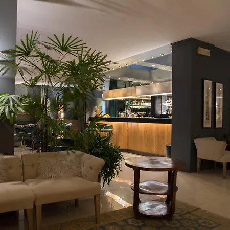 Touring Hotel 4*