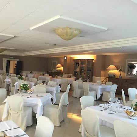 Hotel Touring