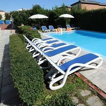 Hotel Touring 4*