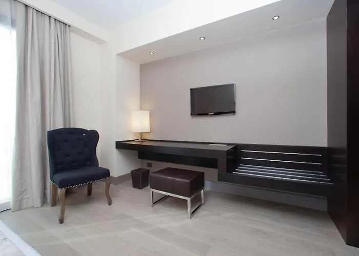 Touring Hotel 4*